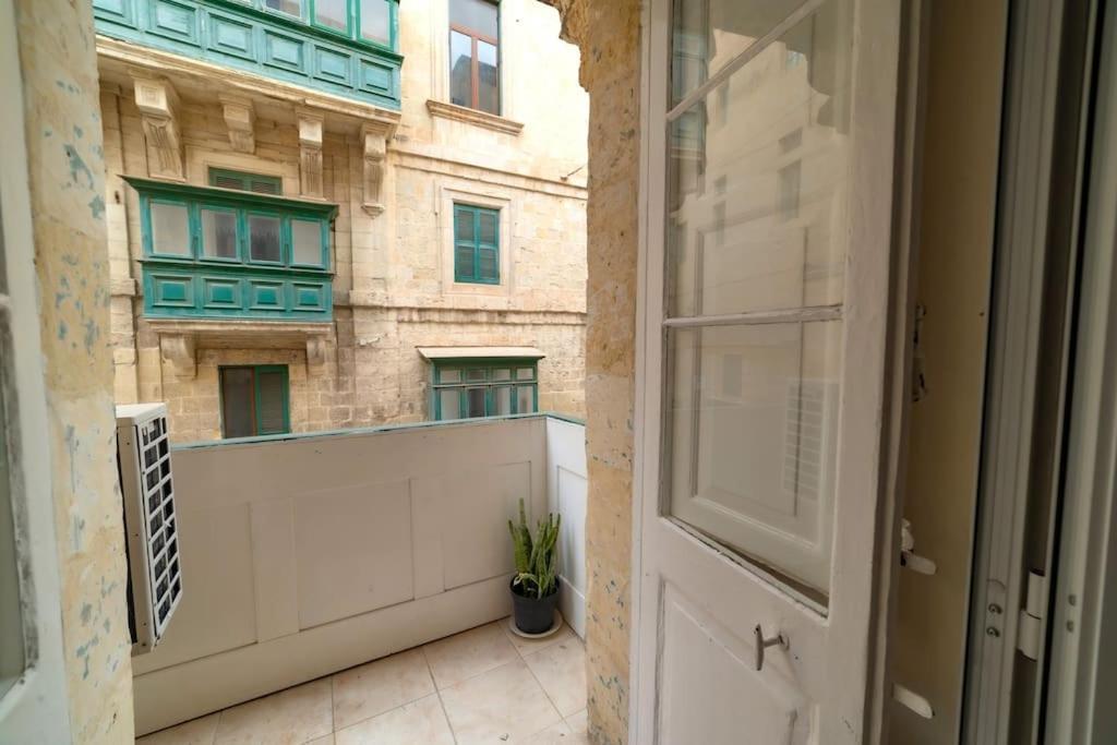Jbo- Joette'S Bliss Oasis Valeta Exterior foto